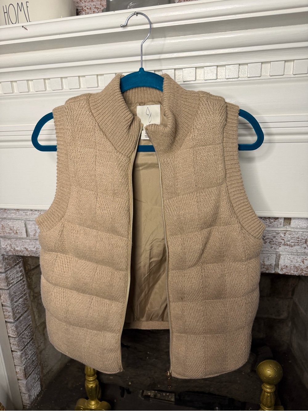 Joie J Beige Quilted Knit Puffer Vest M